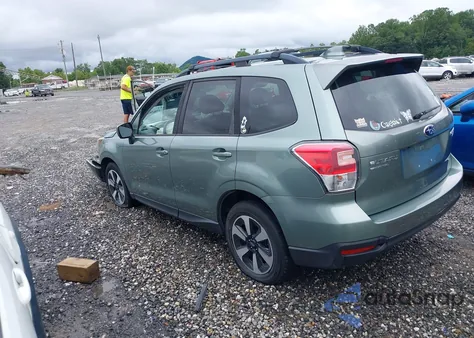 2017 Subaru Forester 2.5I Premium из США, поврежденный, VIN JF2SJAEC6HH586359